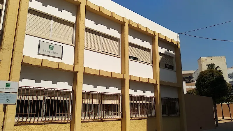 Colegio Público San Fernando - Colegio público en Adra - foto 2