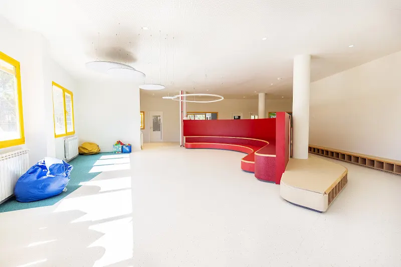 Agora Madrid International School - Colegio bilingüe en Villaviciosa de Odón - foto 3