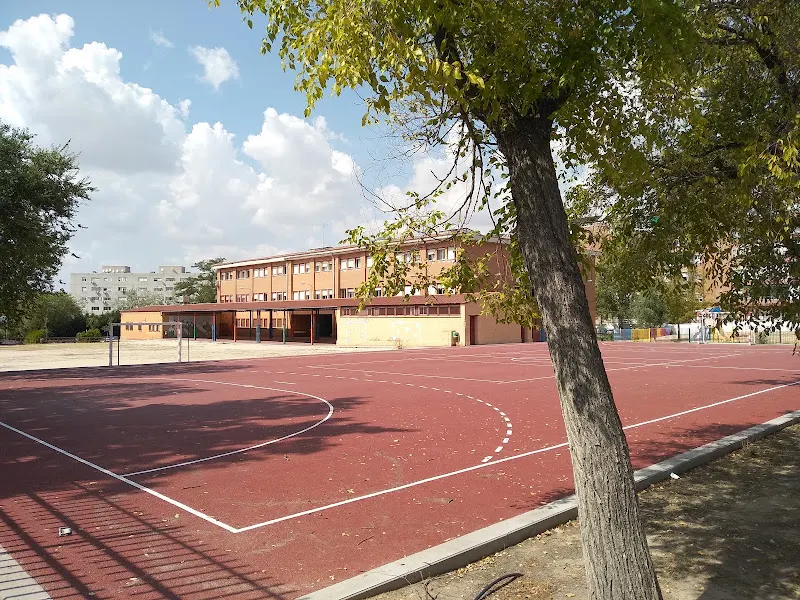 CEIPSO Miguel de Cervantes - Colegio público en Alcorcón - foto 2