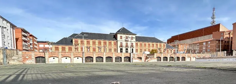 IES Isabel de Castilla - Instituto de secundaria en Ávila - foto 2
