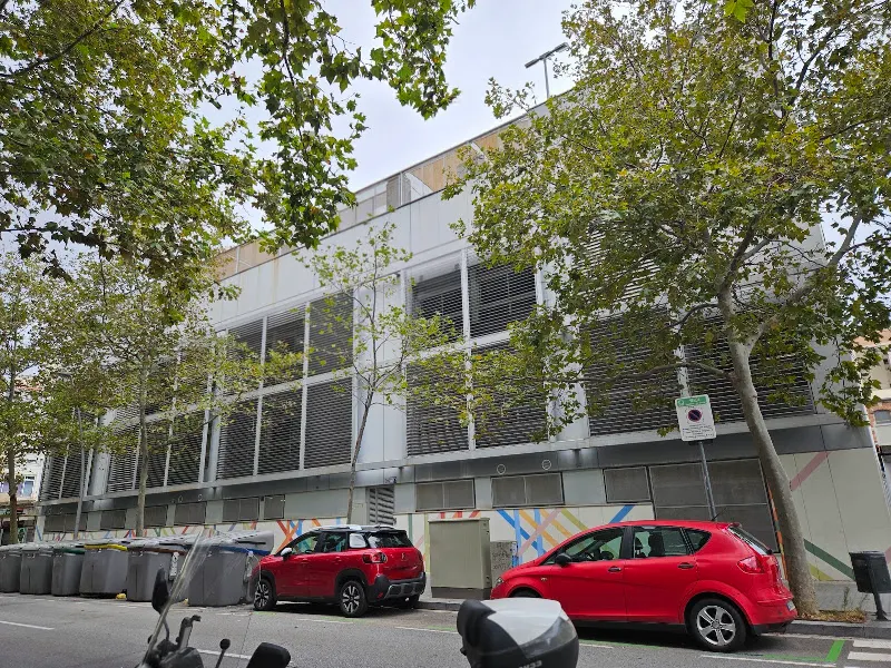 Escuela La Llacuna del Poblenou