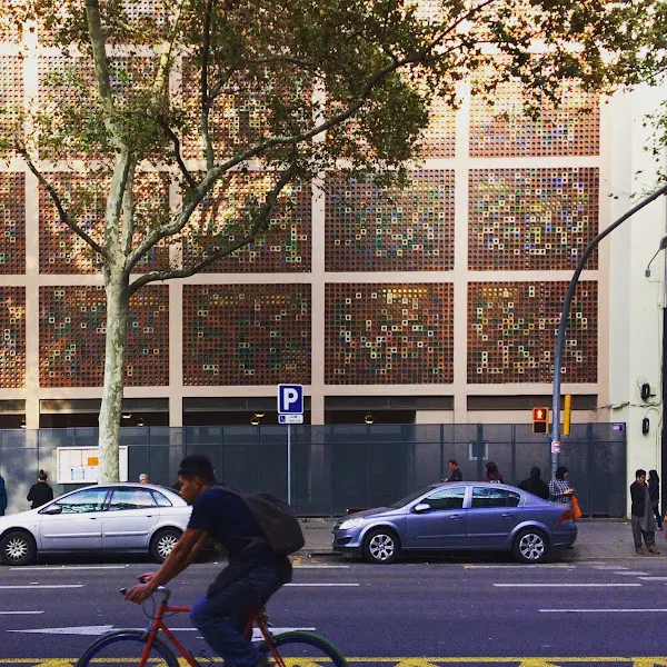 Escuela Rubén Darío - Colegio público en Barcelona - foto 2
