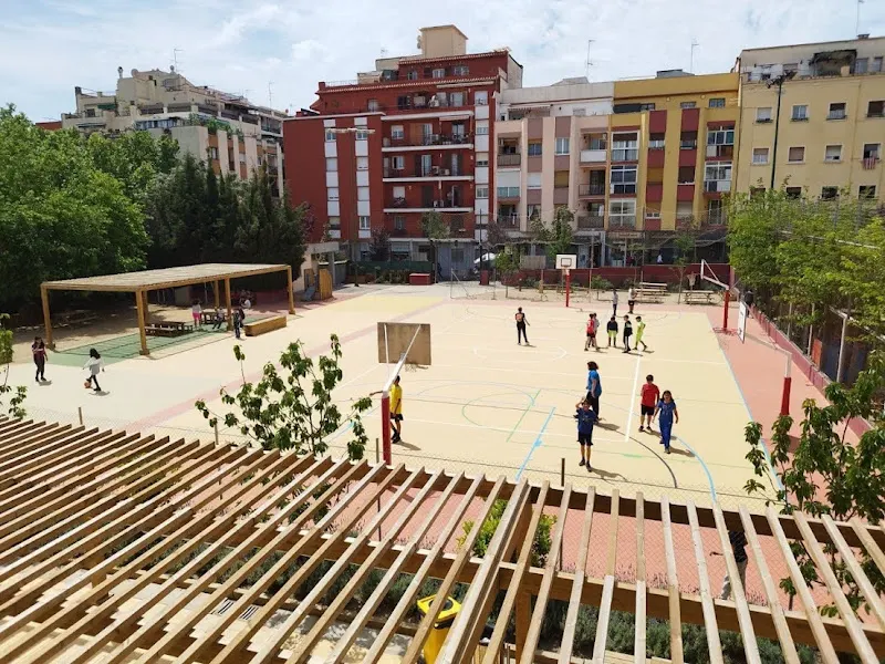 Colegio Público Tibidabo - Colegio público en Barcelona - foto 2