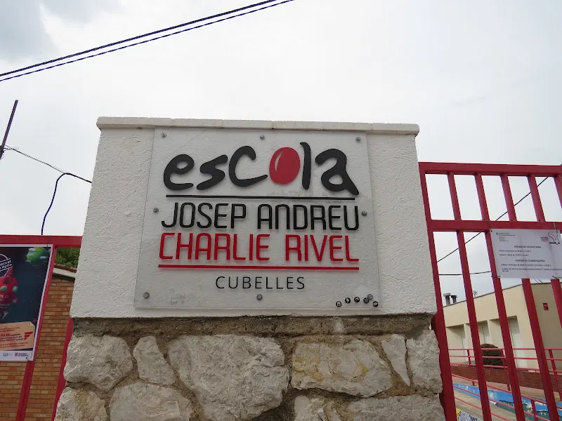 Escola Josep Andreu Charlie Rivel