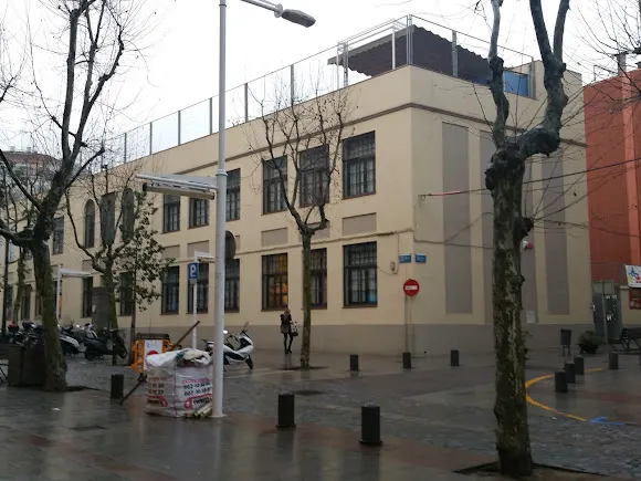 Escuela Anselm Clavé
