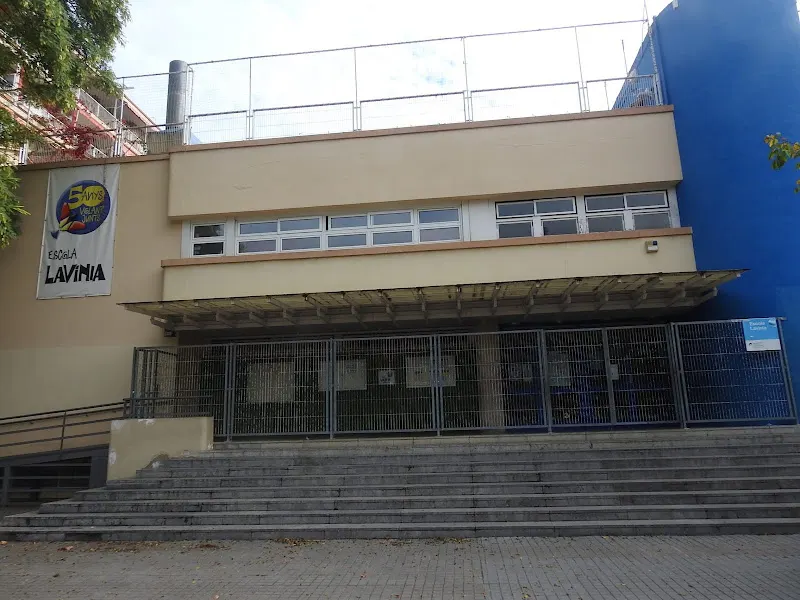 Escuela pública Lavinia - Colegio público en Barcelona - foto 2