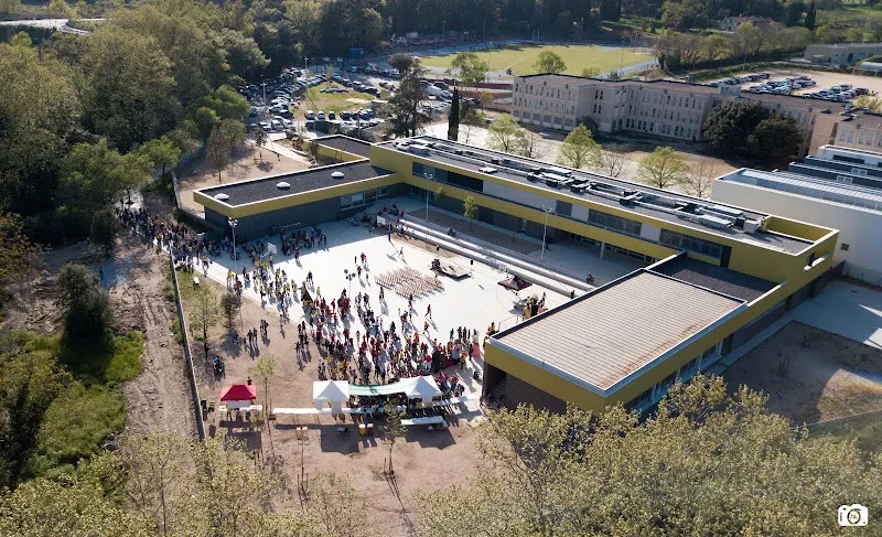 Escuela Soler de Vilardell - Colegio público en Barcelona - foto 2