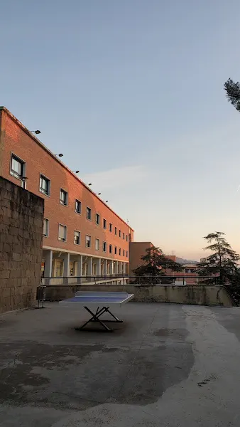 Instituto Anna Gironella de Mundet - Instituto de secundaria en Barcelona - foto 3