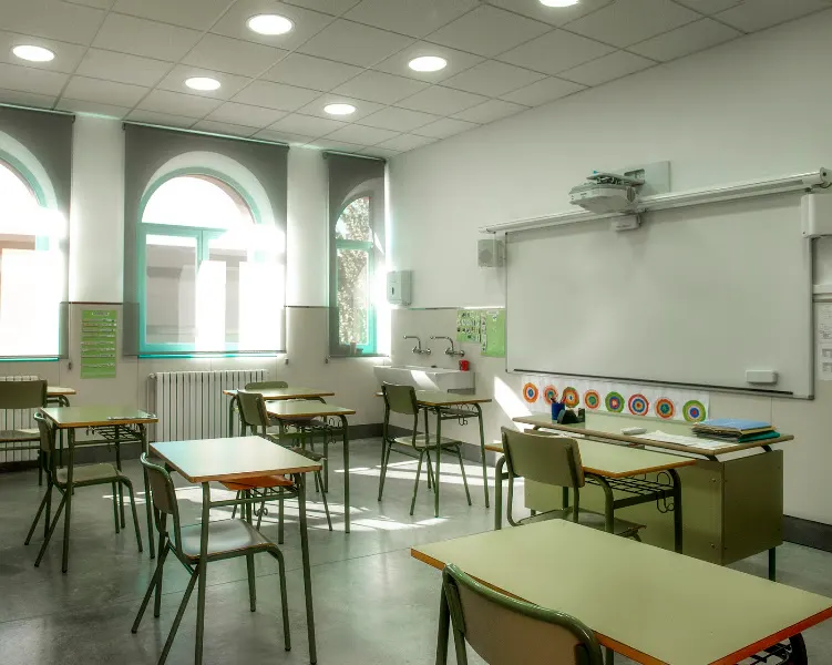 Escola Àuria APINAS
