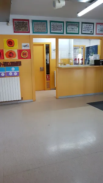 Escuela Joan Maragall - Colegio público en Llagosta (La) - foto 3