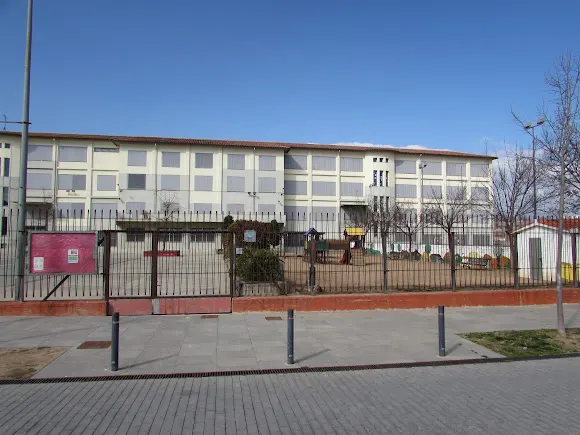 Escuela Puig Agut - Manlleu