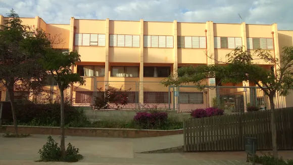 Instituto público La Pineda - Badalona