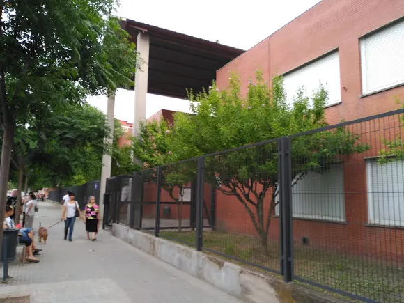 Escola Charles Darwin - El Prat de Llobregat
