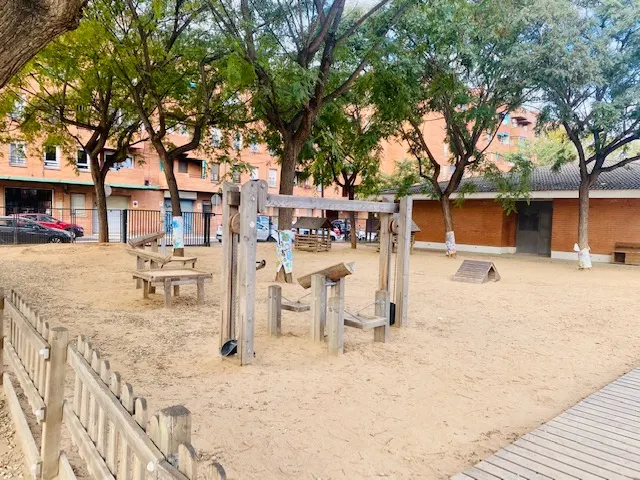 Institut Escola Pepa Colomer - Centro educativo en Prat de Llobregat (El) - foto 2