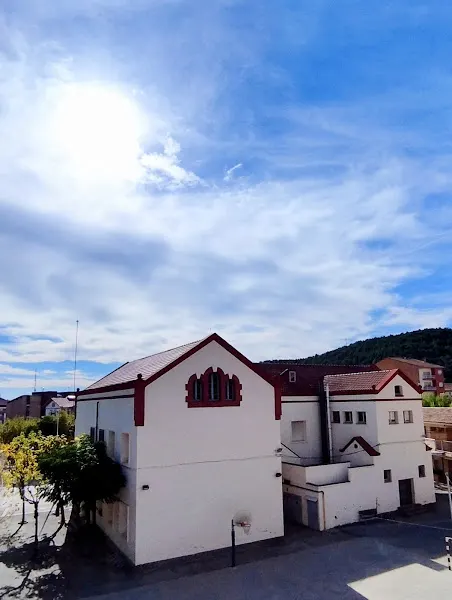 Escuela Alfred Mata - Puig-reig
