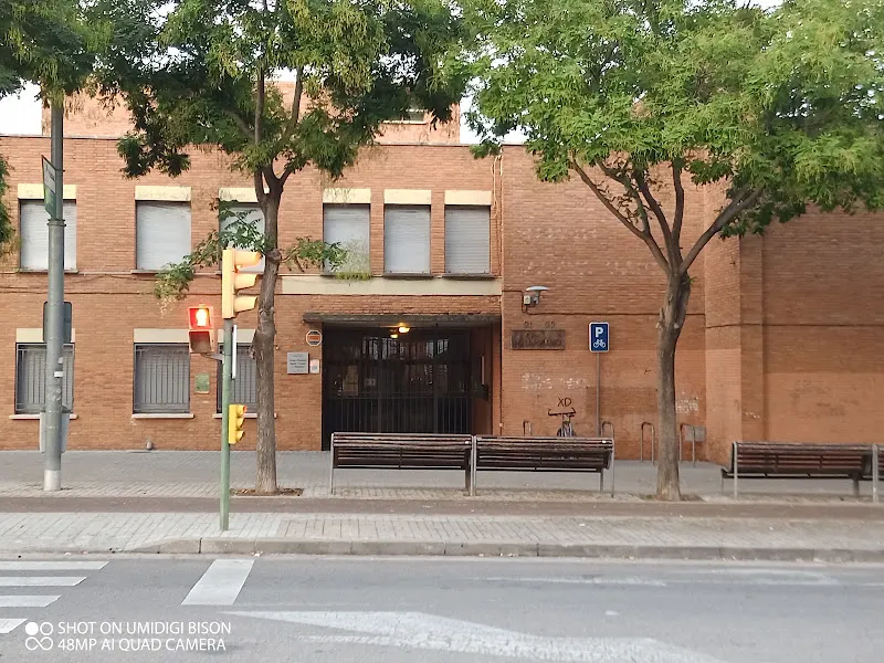 Escola La Romànica