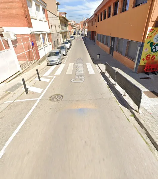 Escuela Mossèn Cinto Verdaguer - Colegio público en Rubí - foto 2