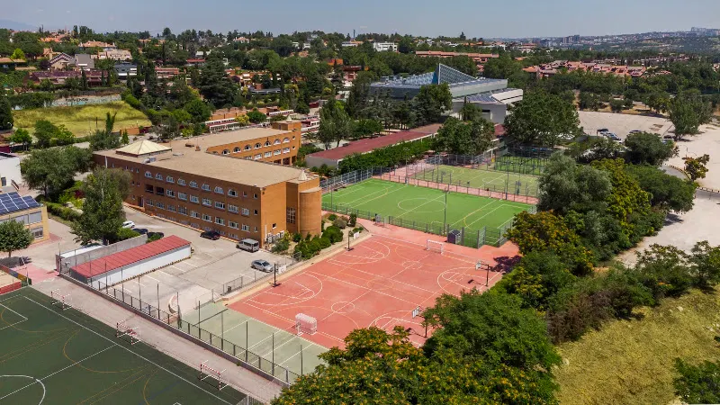 Colegio Santa María de los Rosales