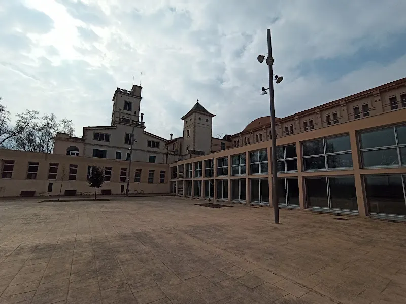 Instituto Estela Ibèrica - Instituto de secundaria en Santa Coloma de Gramenet - foto 3