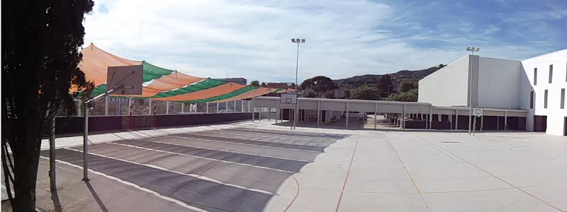 Escuela Lola Anglada - Tiana