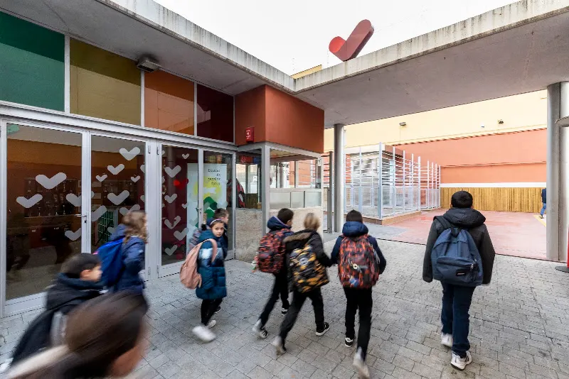 Col·legi Vedruna Vall - Escola de primària i secundària en Terrassa - foto 2