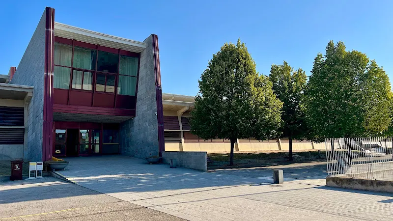 Instituto Cirvianum De Torelló - Instituto de Tecnología en Torello - foto 2