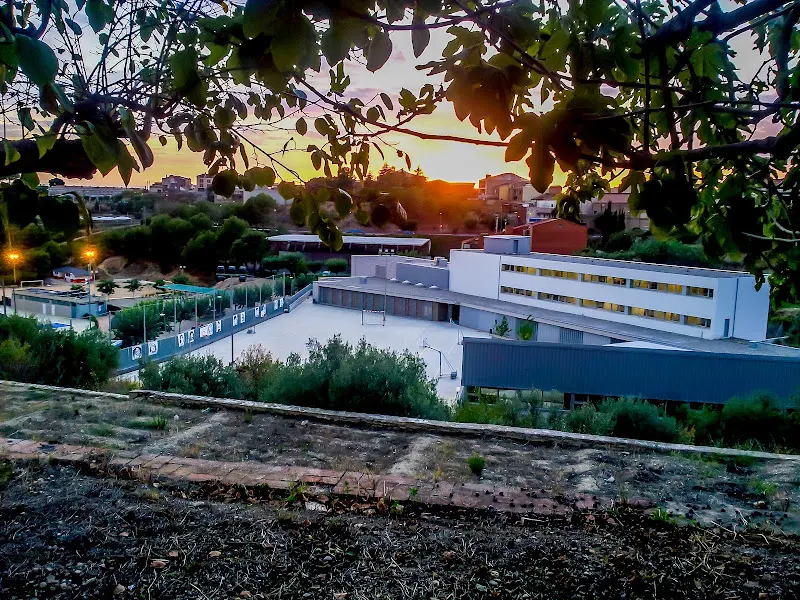 Escuela Serralavella