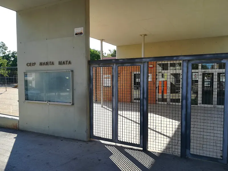 Escuela Marta Mata - Colegio público en Viladecans - foto 2