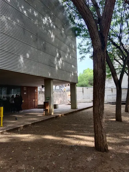 Institut Públic Vilatzara - Instituto de secundaria en Vilassar de Mar - foto 2