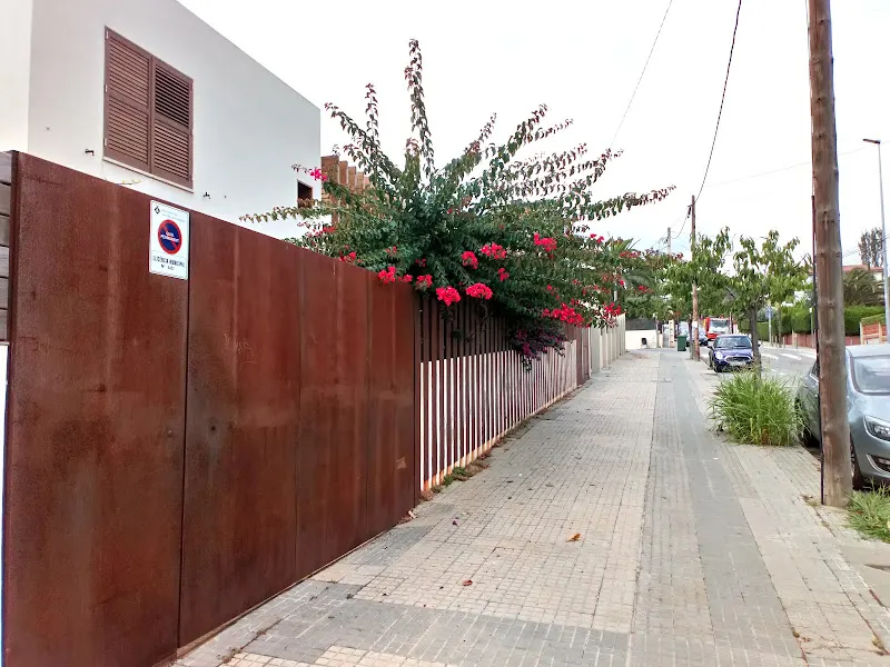 Escuela Marianao - Colegio público en Sant Boi de Llobregat - foto 2