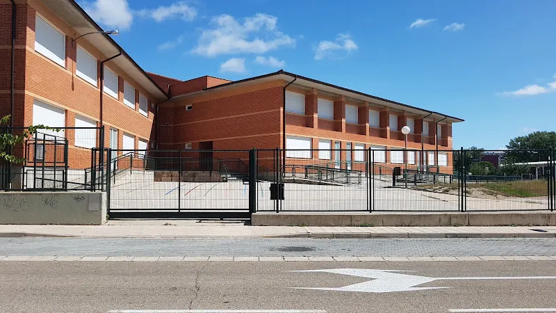 Colegio Público Ribera del Vena - Escuela de enseñanza general en Burgos - foto 2