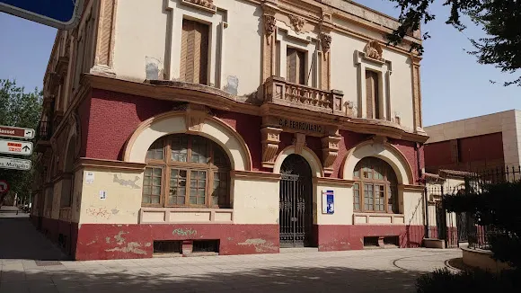Colegio Público Ferroviario