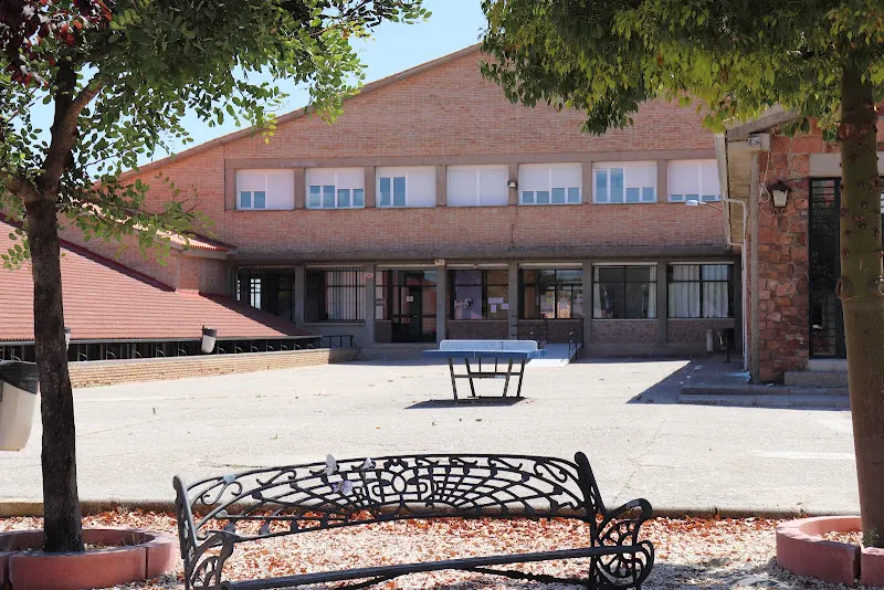 IES Antonio Galán Acosta - Instituto de secundaria en Montoro - foto 2