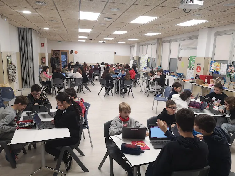 Centre Prats de la Carrera - Instituto de secundaria en Palafrugell - foto 2