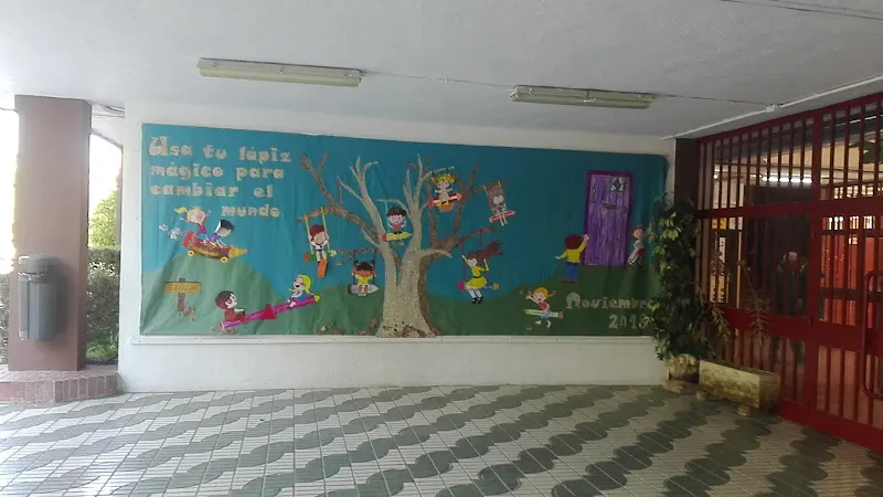 CEIP Jardín de la Reina - Colegio público en Granada - foto 2