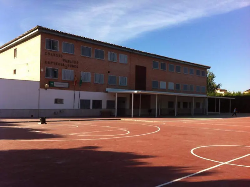 Colegio Público Capitulaciones