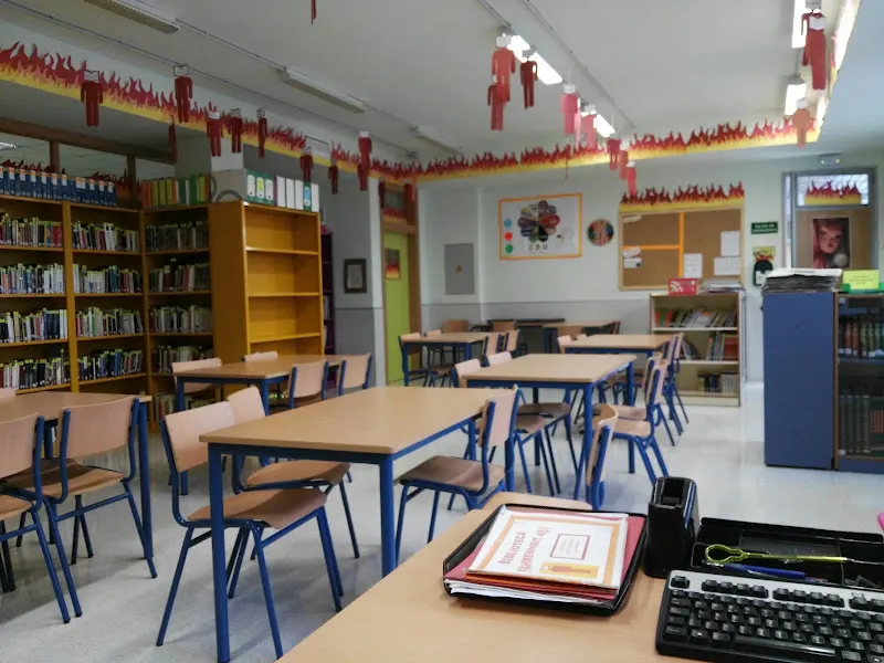 CEIP Madrigal y Padial - Velez de Benaudalla