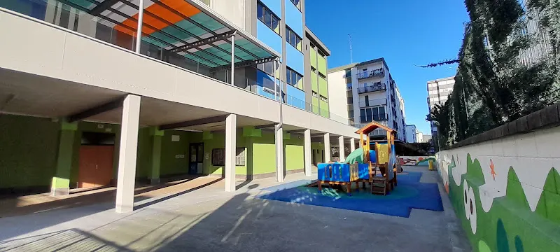 Colegio Público Sasoeta Zumaburu - Colegio público en Lasarte-Oria - foto 2