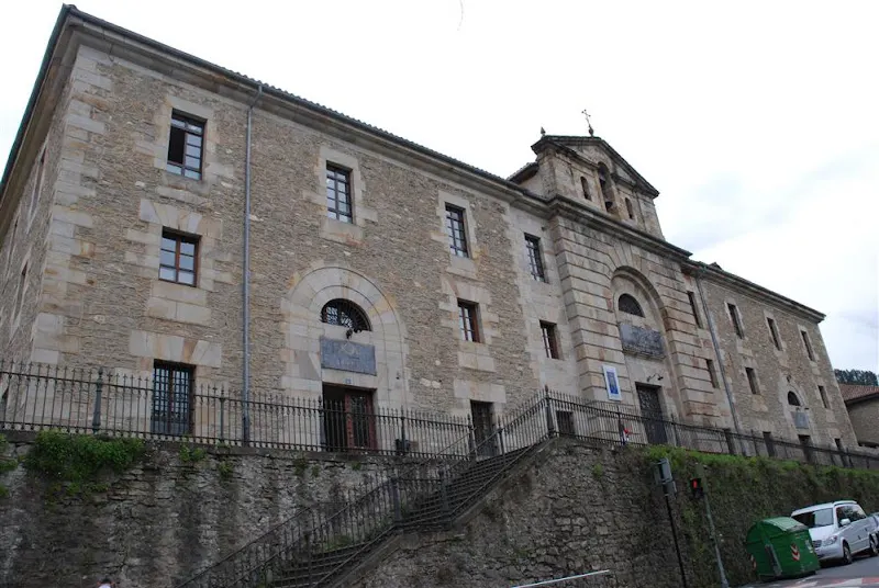 Mariaren Lagundia Ikastola - Centro educativo en Bergara - foto 2