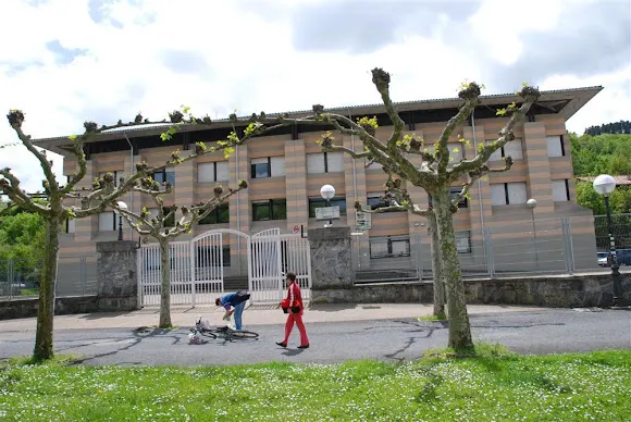 Instituto de Educación Secundaria Ies Ipintza. B.H.I. - Bergara