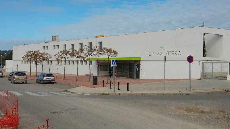 IES Sa Serra - Instituto de secundaria en Sant Antoni de Portmany - foto 2