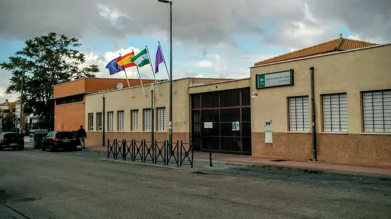 CEIP Cándido Nogales - Colegio público en Jaén - foto 2