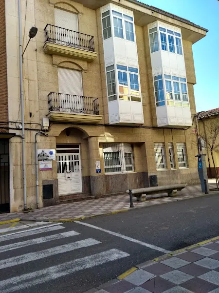 Colegio Ntra. Sra. del Carmen (Las Carmelitas) - La Baneza