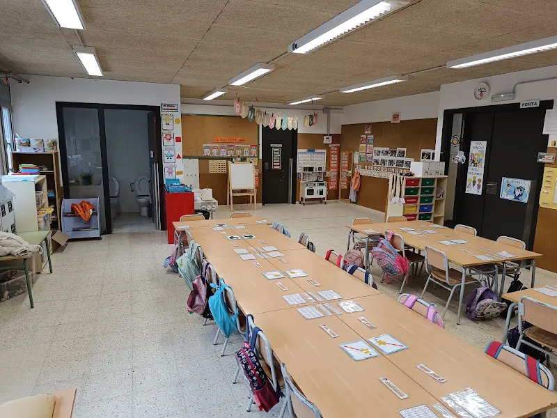 Escuela Pública Ángel Guimerá