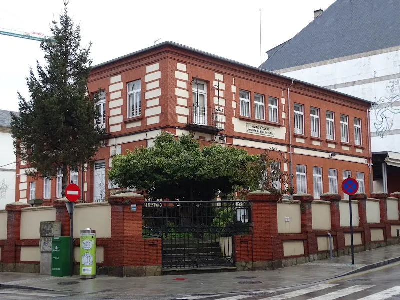 Colexio público Quiroga Ballesteros - Colegio público en Lugo - foto 2