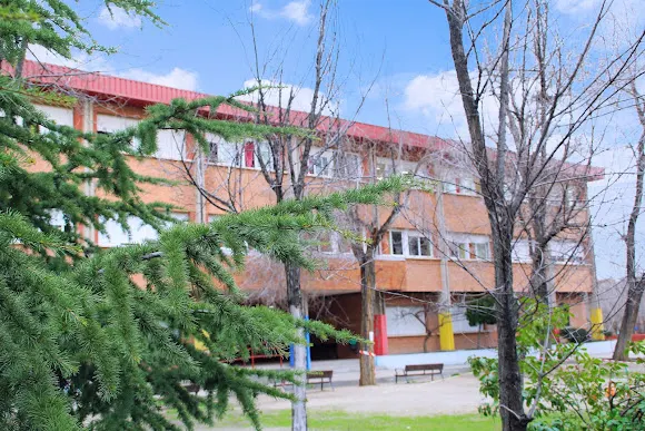 Colegio Público San José De Valderas - Escuela de primaria en Alcorcón