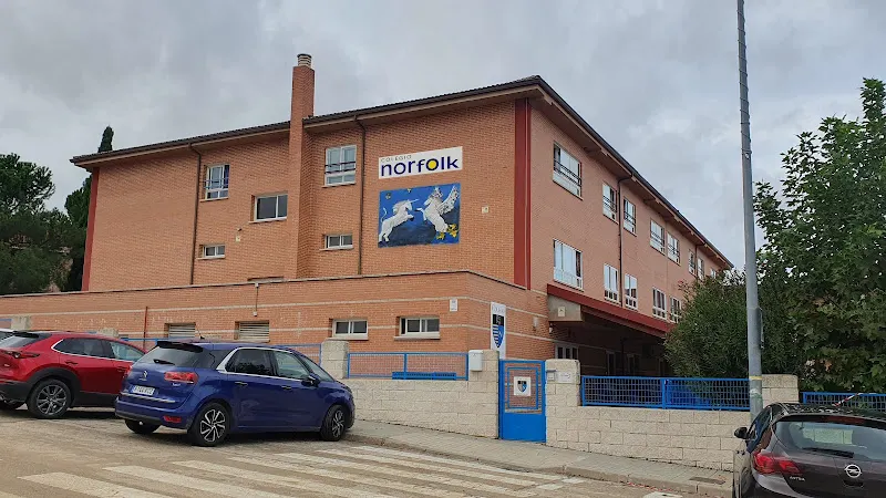 Colegio Norfolk - Colegio concertado en Cobena - foto 2