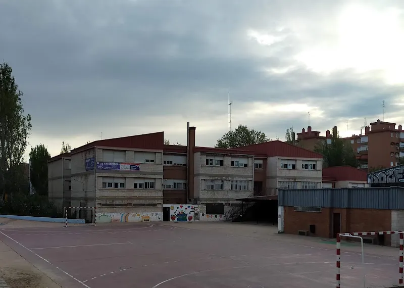 CEIP Juan Pérez Villaamil - Mostoles