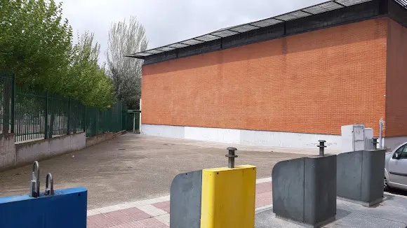 Colegio Público Giner de los Ríos - Parla