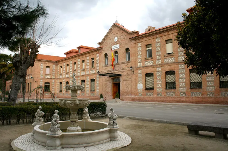 Asociación Pro Huérfanos de la Guardia Civil - Colegio Marqués de Vallejo - Valdemoro